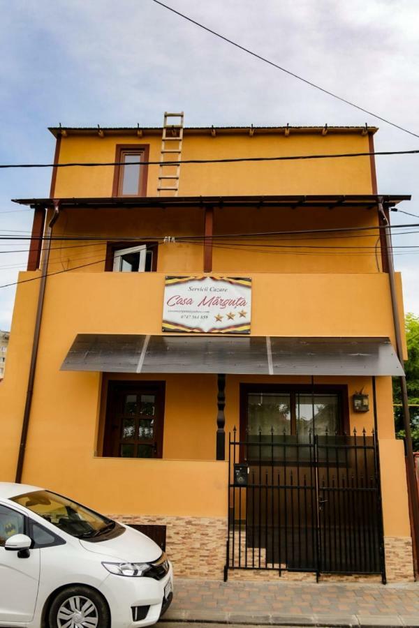 Casa Marguta Hotel Jászvásár Kültér fotó