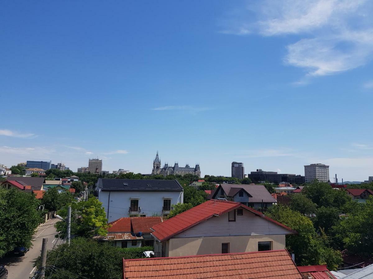 Casa Marguta Hotel Jászvásár Kültér fotó